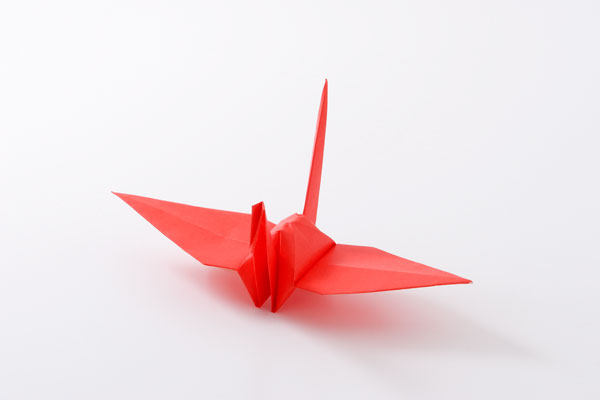 折り鶴 赤 切り抜き用 画像2 無料写真素材