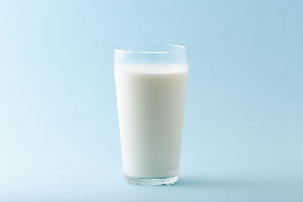 f59-3086　牛乳