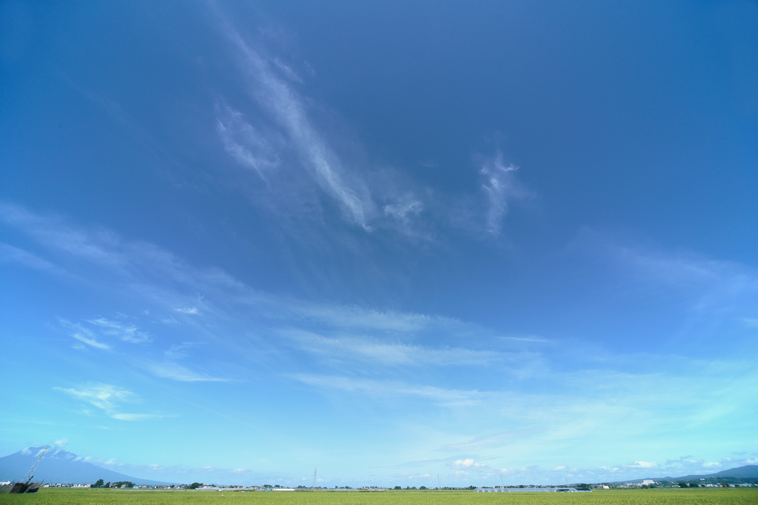 i72l-3388　青空と雲