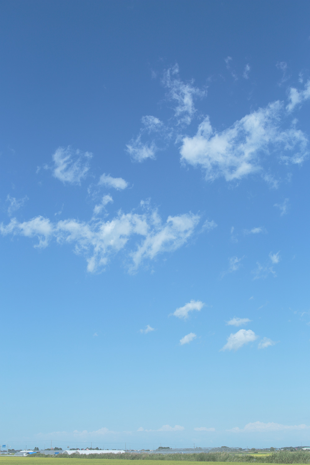 i75l-4187　青空と雲