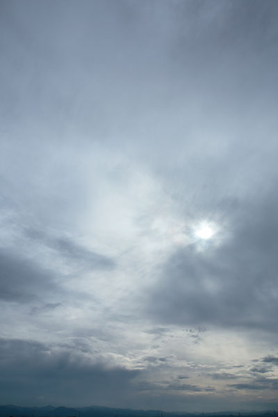 曇り空 雲の表情 縦 無料画像 フリー写真素材 花ざかりの森 花ざかりの森